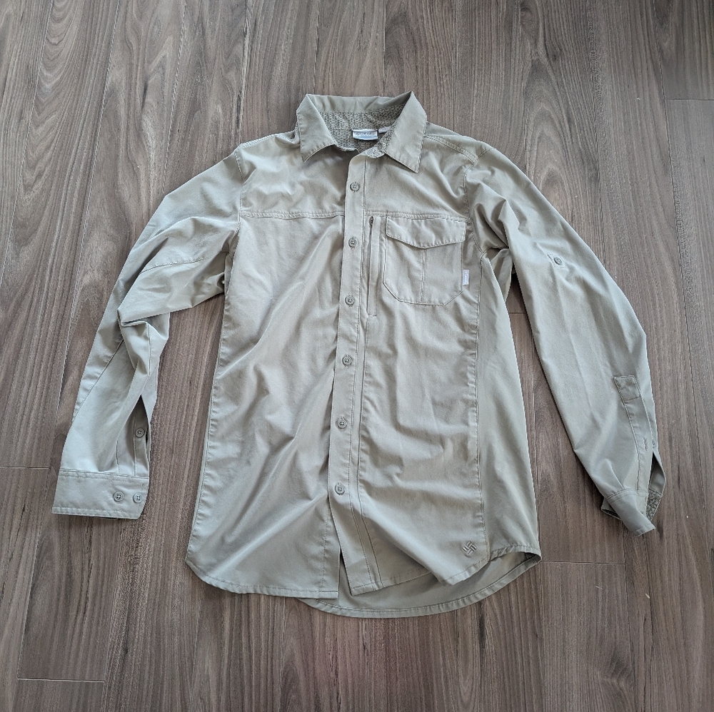 Columbia Beige Omni Shield Button-Up Shirt Active (Size Small)